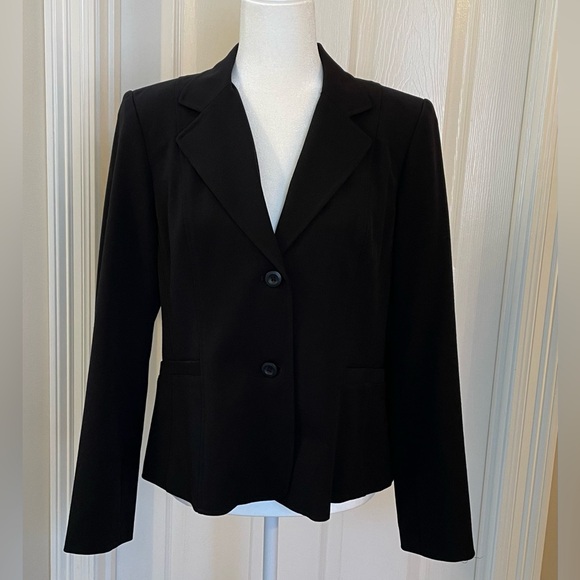 NWOT - Rafaella black 2-button blazer with front pockets. - Picture 1 of 14